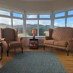Mountain View House *